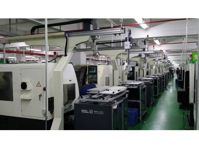 公司生產車間 ——立式加工中心